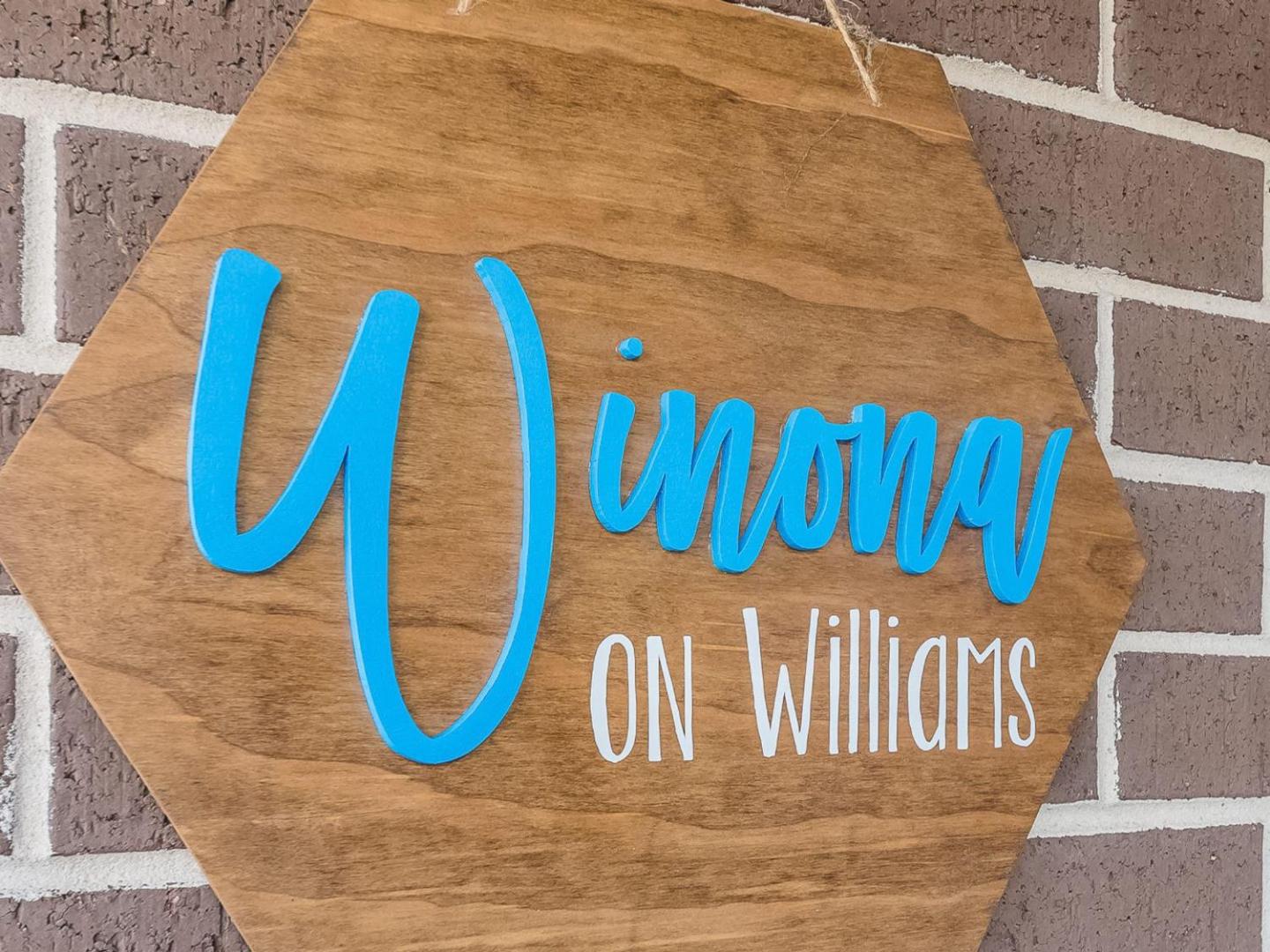 WINONA ON WILLIAMS – PET FRIENDLY – FREE WIFI